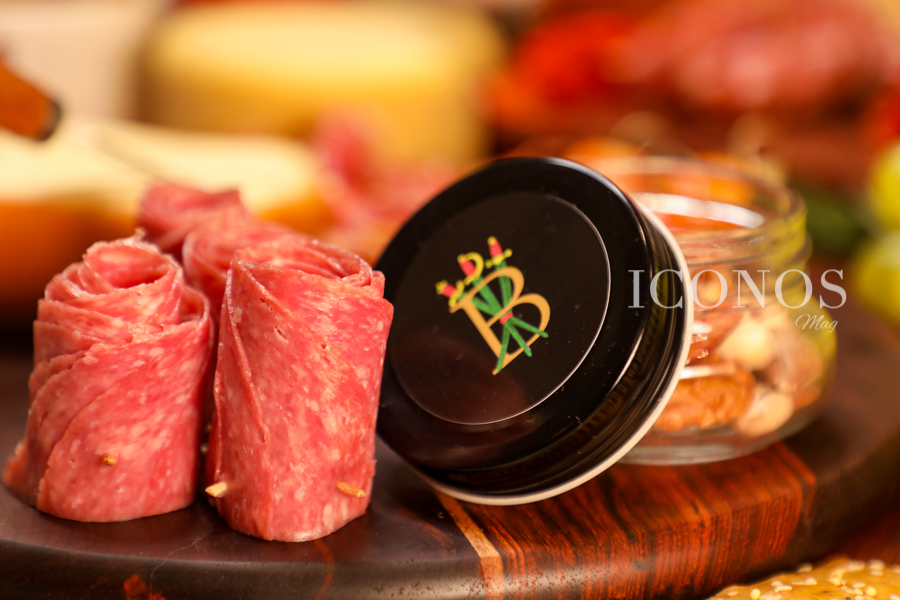 Briscola by Sonia Pineda