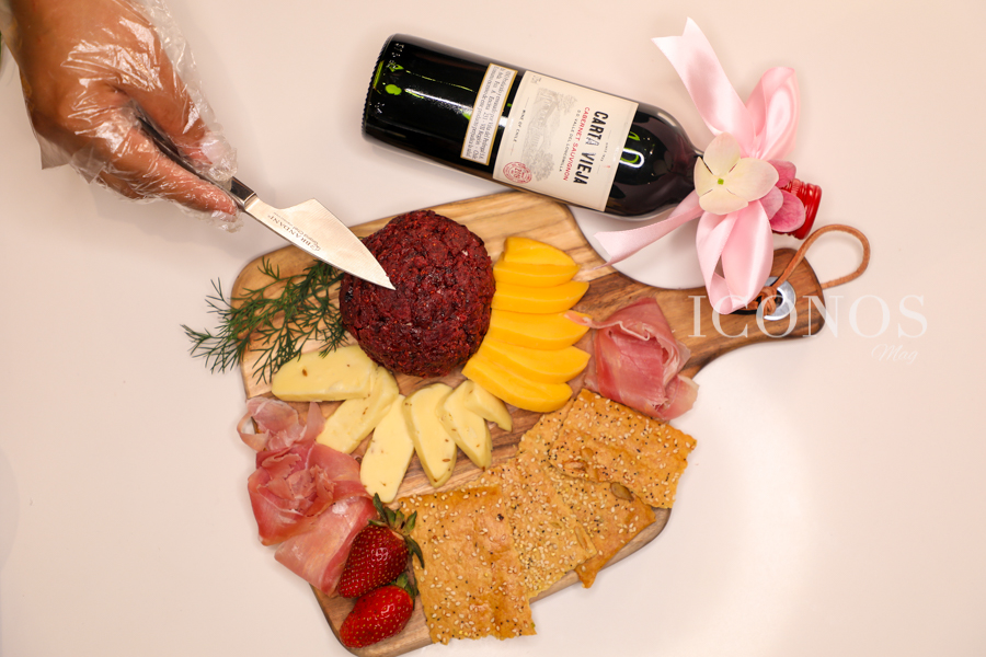 Briscola by Sonia Pineda