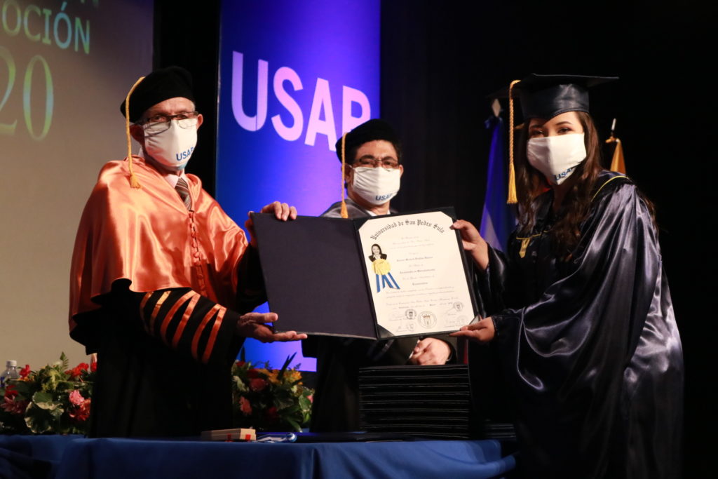 La graduación USAP segunda promoción 2020