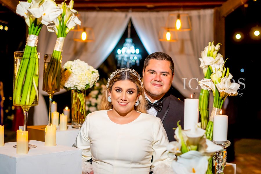 Alejandra Cruz y Andrei Raudales