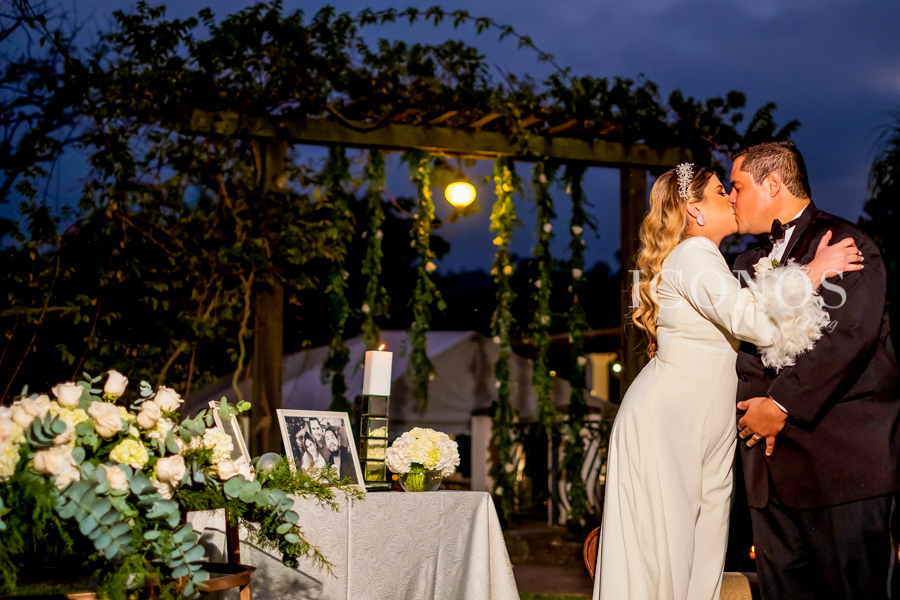 Alejandra Cruz y Andrei Raudales