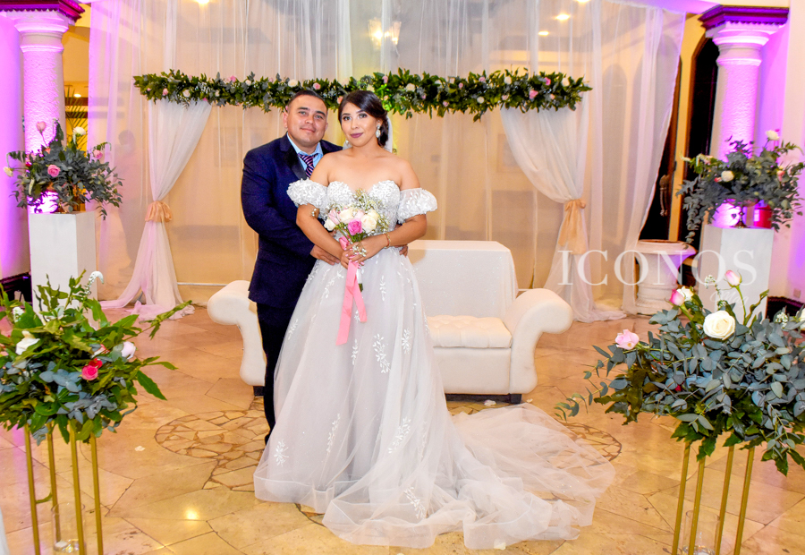 Larissa Maldonado y Betuel Ramos 