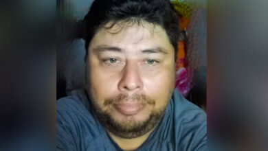 Denis Urbina sordomudo