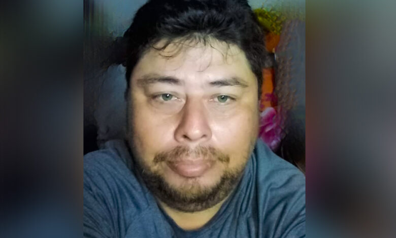 Denis Urbina sordomudo