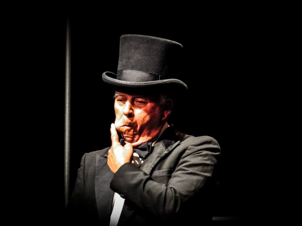 mago Víctor Zúniga