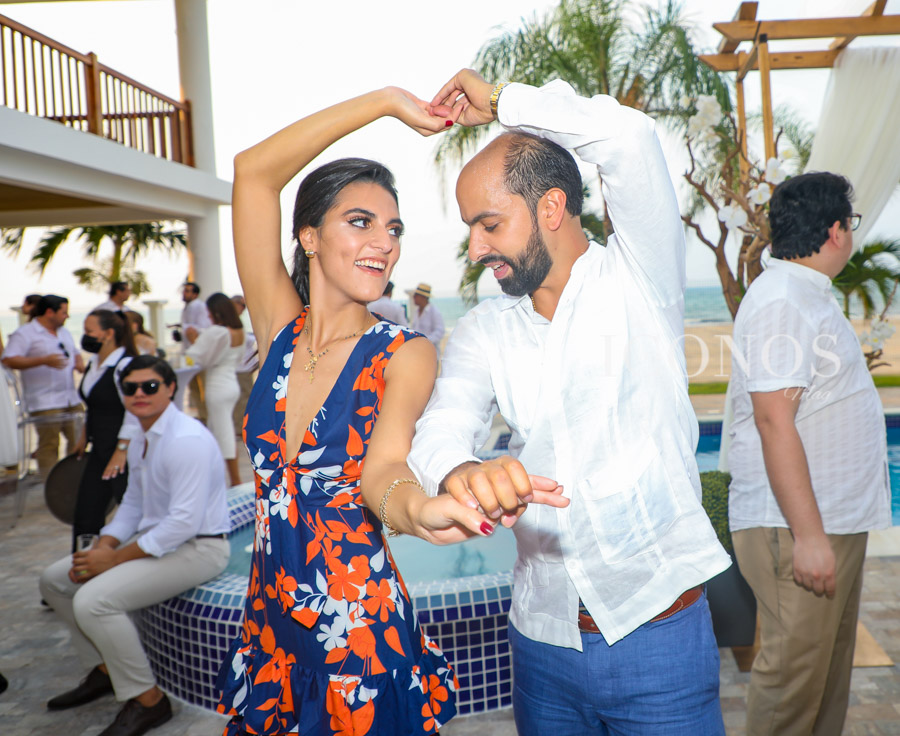 Boda civil Joyce Andonie y Kenny Yuja