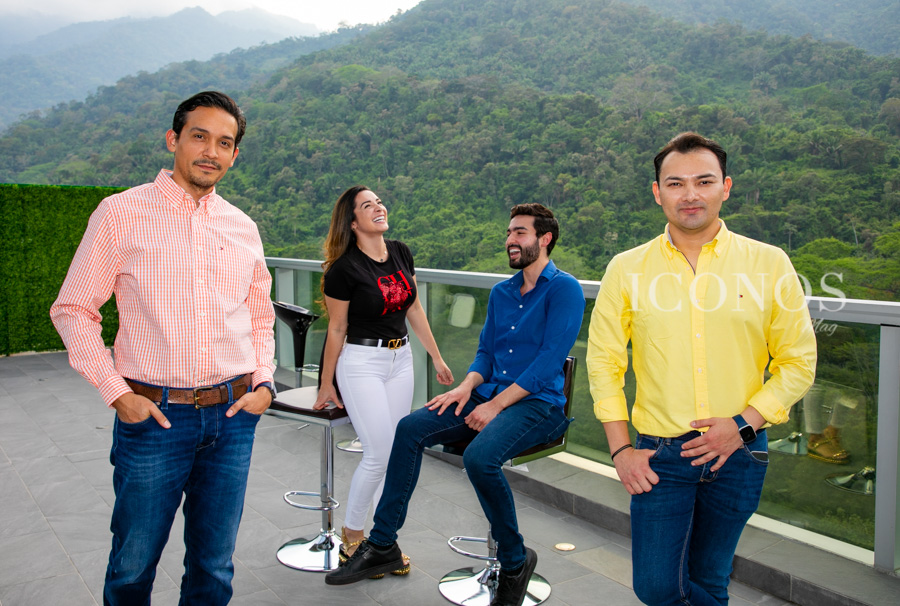 odontólogo estético y restaurador David Linares Lumineers