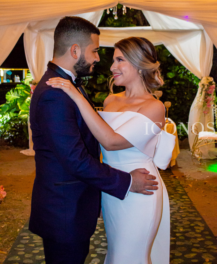 boda civil Paola Euceda y Javier Quezada