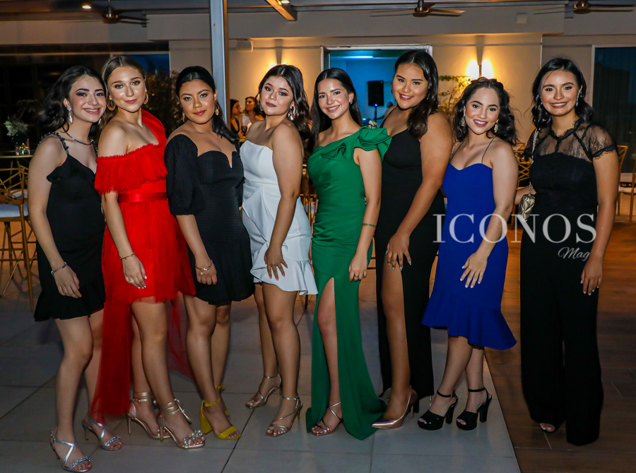 Fiesta graduación Seniors 2021 escuela episcopal El Buen Pastor