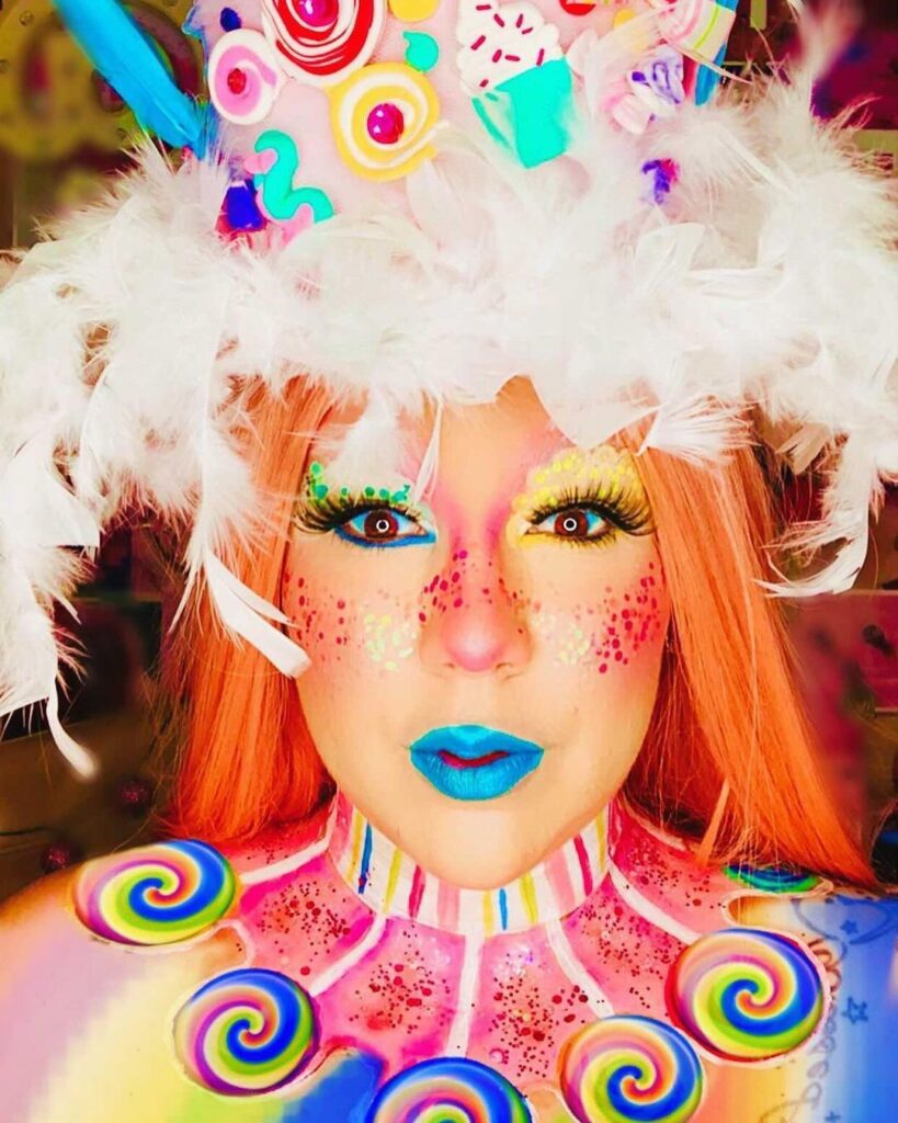 Leslie Maradiaga - Drag queen makeup artist Honduras 