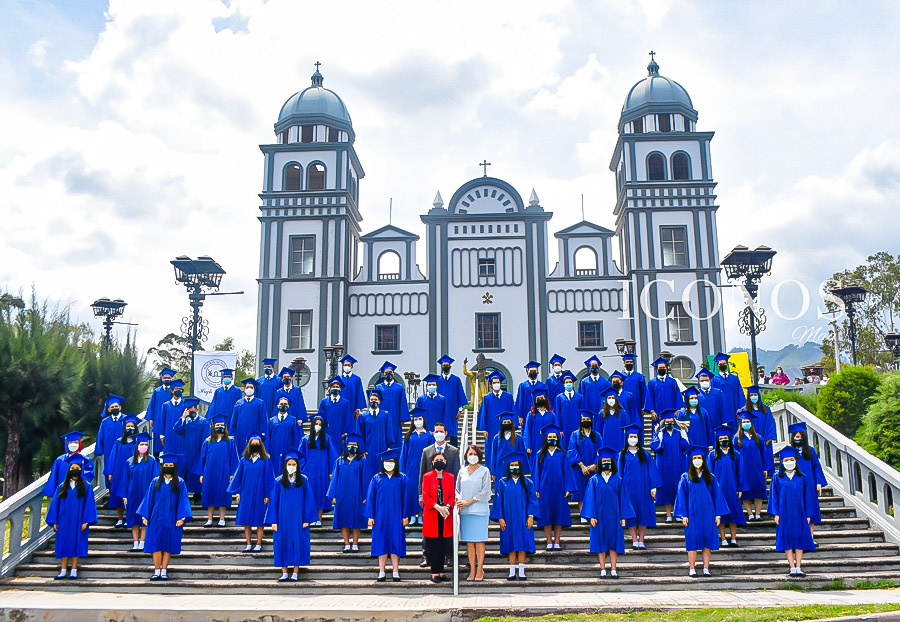 Misa Seniors 2021 Macris School Tegucigalpa