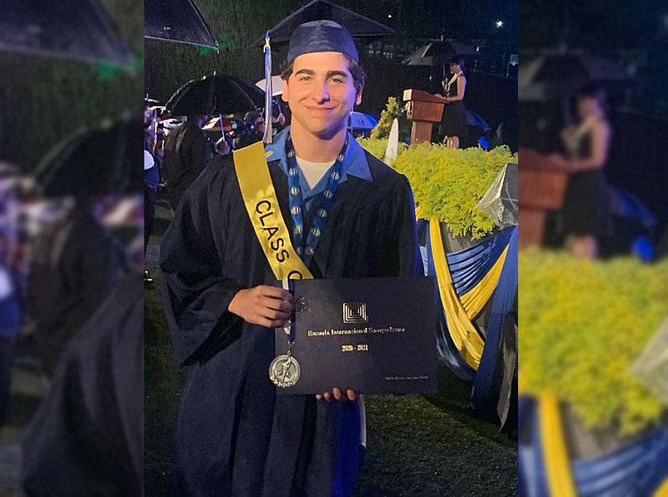 Unos Ojos Azules Resilientes