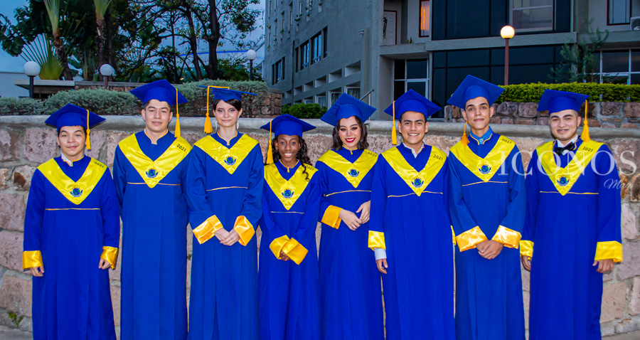 Graduación Seniors 2021 Golden Legacy School