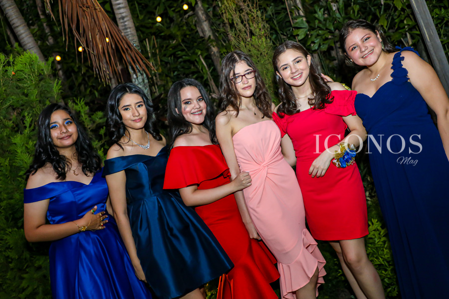 Graduación Seniors 2021 Saint Joseph Institute