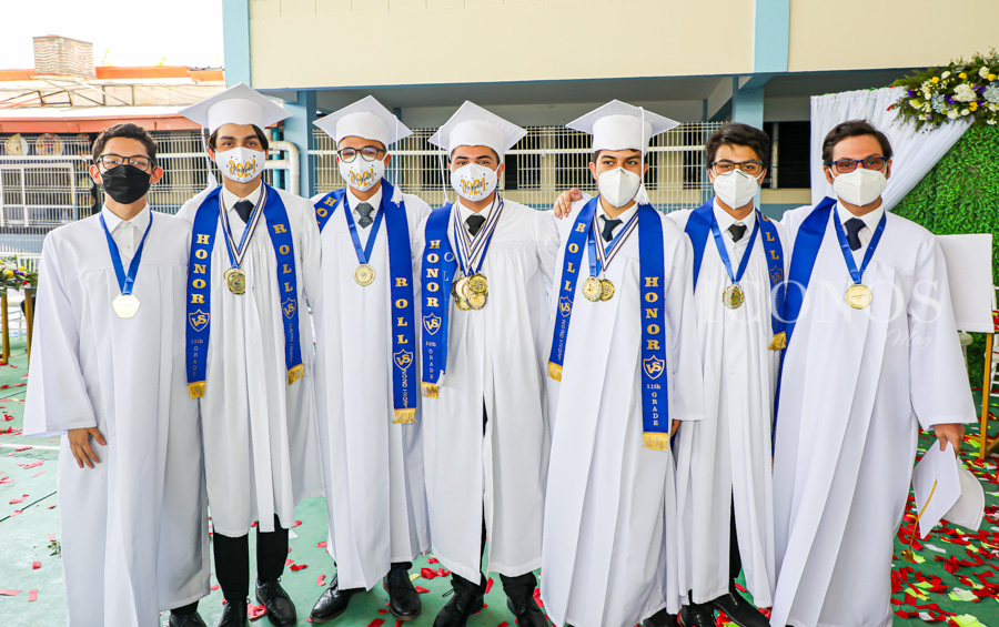 Graduación Seniors 2021 escuela Valle de Sula