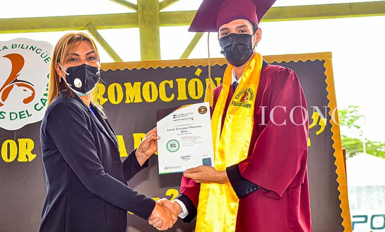 Graduación Seniors 2021 escuela Villas del Campo