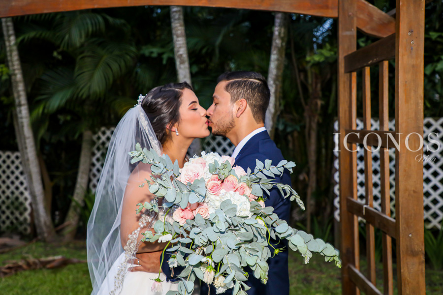 boda civil Alejandra Torres y Franz Knur