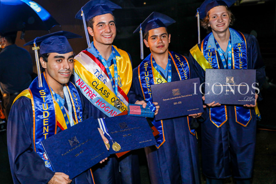 La graduación Seniors 2021 Escuela Internacional Sampedrana