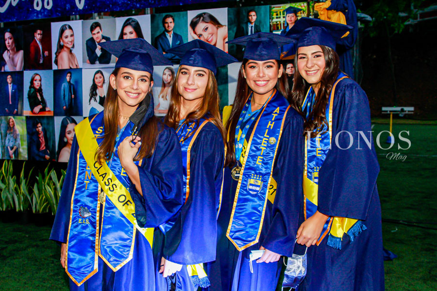 La graduación Seniors 2021 Escuela Internacional Sampedrana