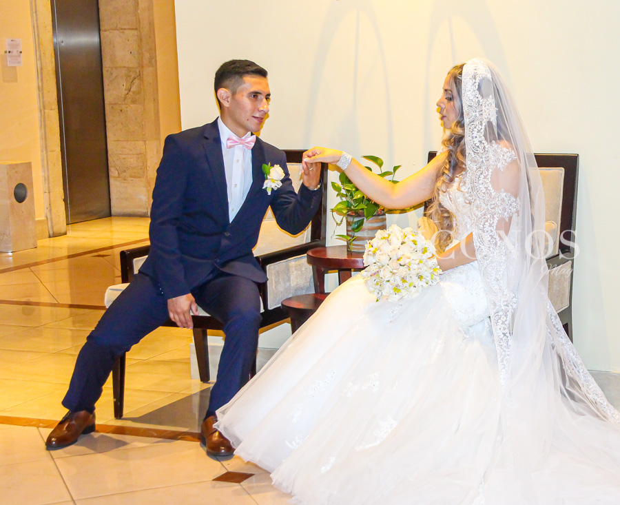 Boda Bessy Vásquez y Luis Matute