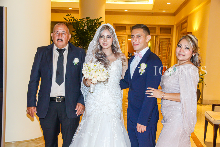 Boda Bessy Vásquez y Luis Matute