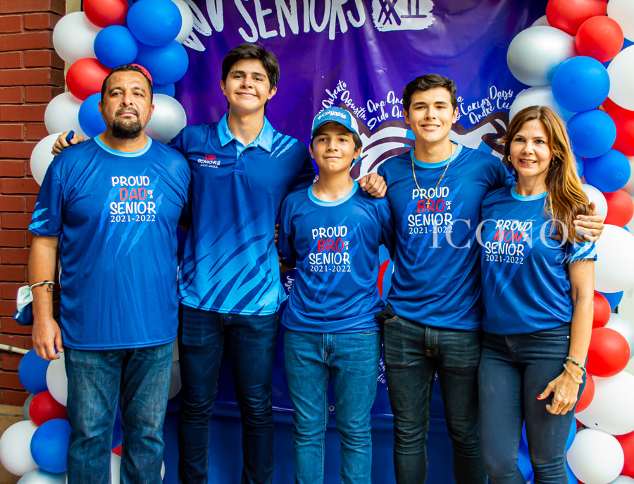 Entrance Seniors EBP 2022 by escuela episcopal El Buen Pastor