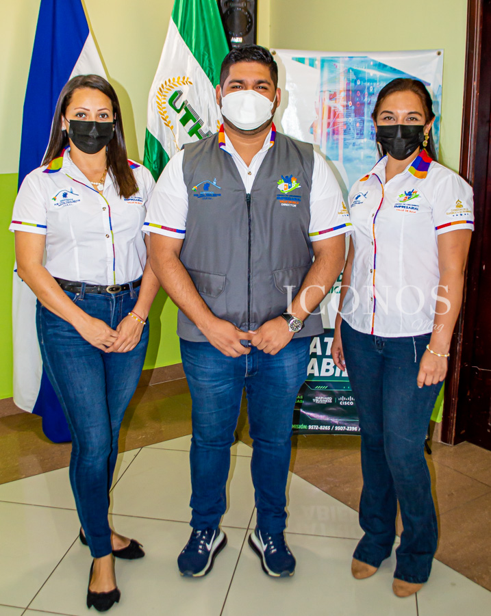 Firma de convenio UTH y Serve Hope International