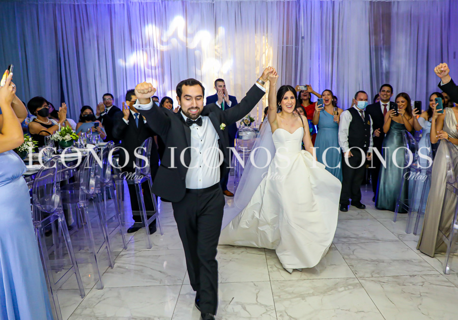 Boda Alexandra Kattan y Christopher Ortega