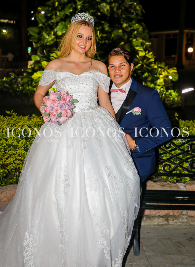 Keyli Paz y Harry Singh