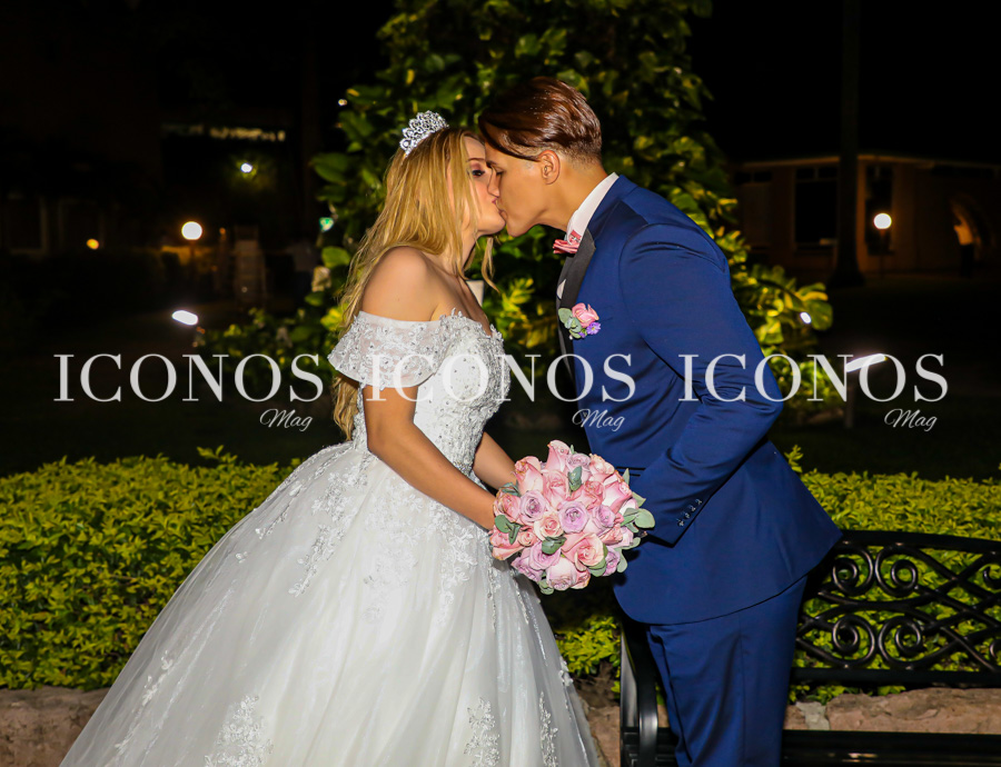 Keyli Paz y Harry Singh