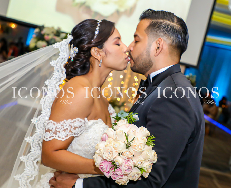 Boda Uryela Cuadra y Moisés Carias