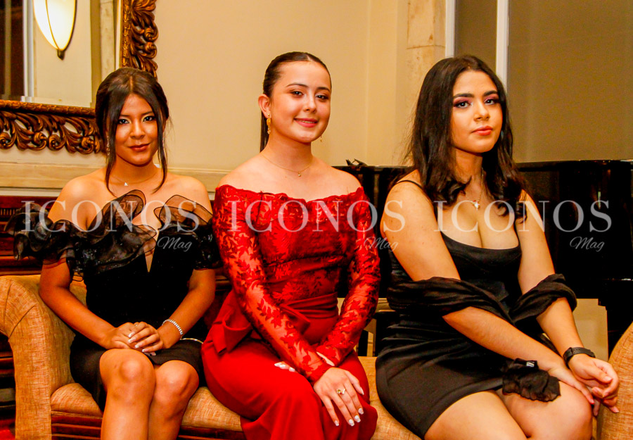 La cena Seniors 2021 Happy Summer School