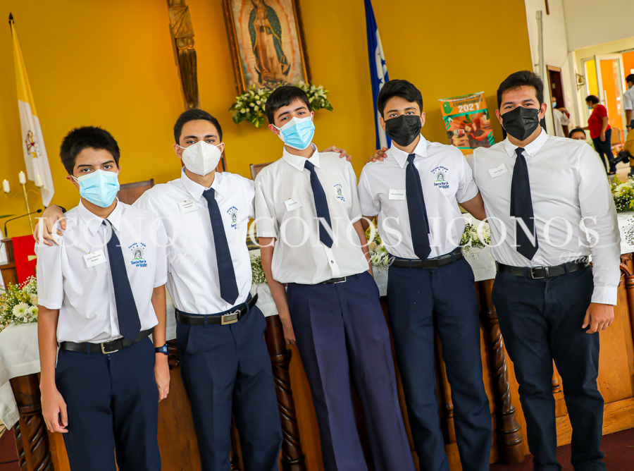La confirmación catolica 2021 escuela bilingüe Santa Maria del Valle