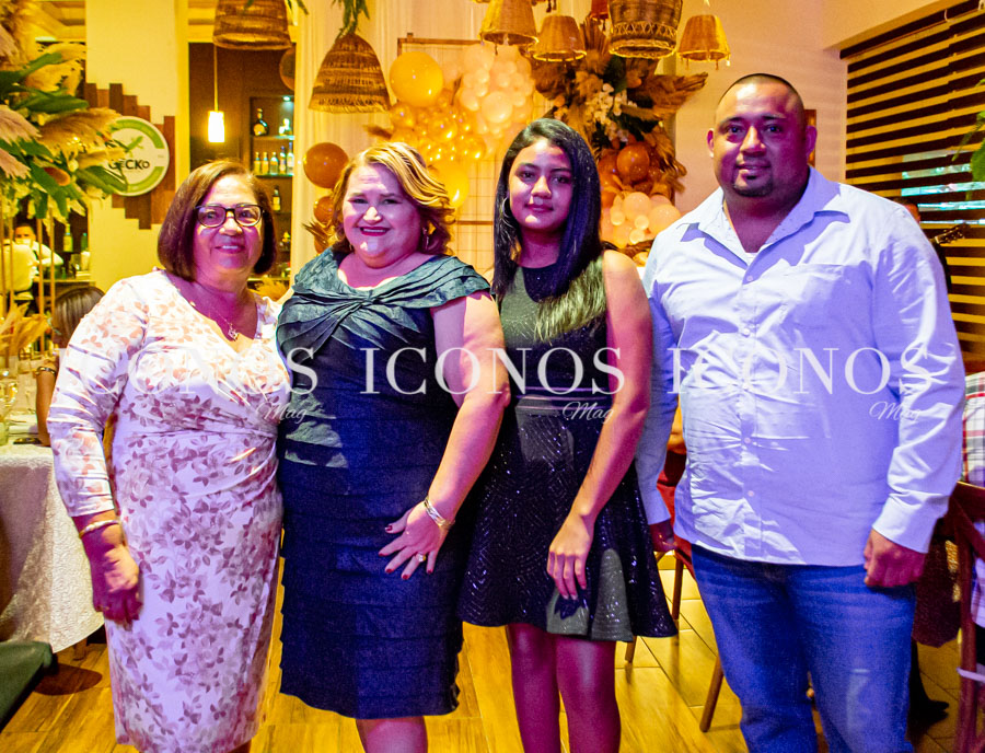 cumpleaños de Blanca Galeas