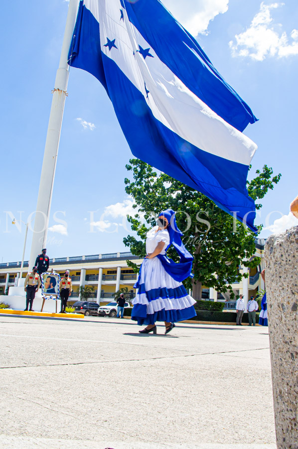 UTH Honduras honra a Francisco Morazan