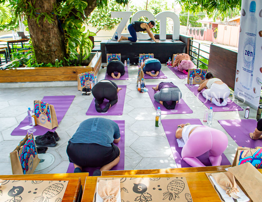 Yoga & brunch Vinaya flow by agua Zen & Sanu