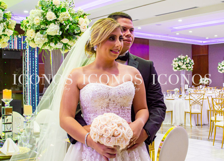 Boda Andrea Zelaya y Norman Lara