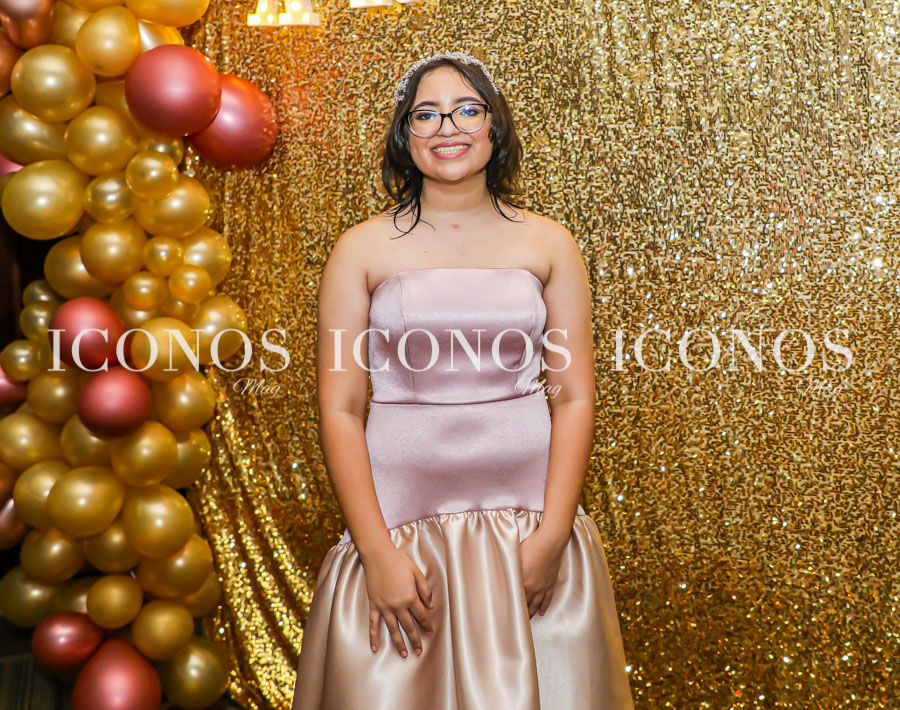 quince años de Ariana Suazo