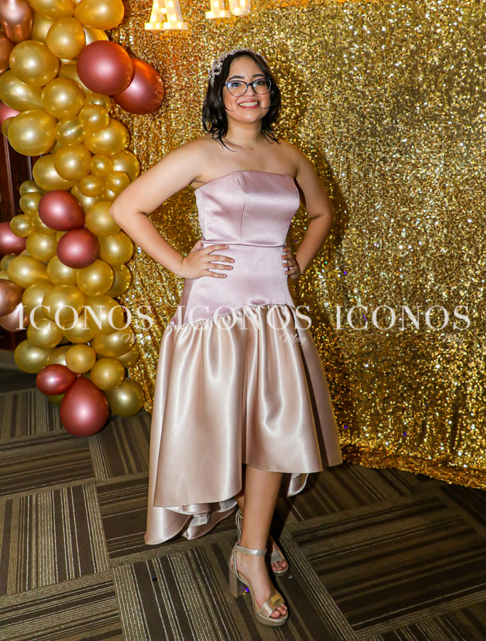 Quince años Ariana Suazo