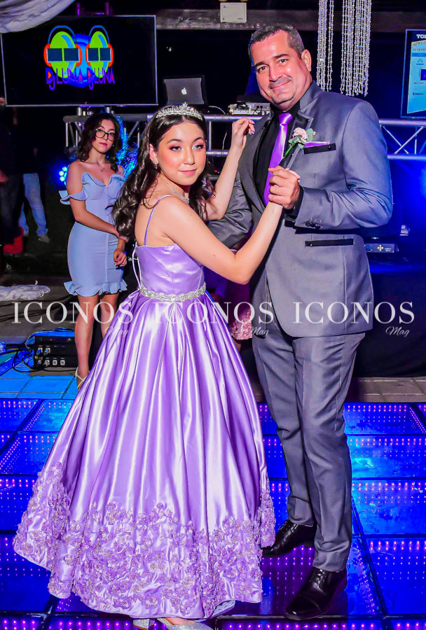Quince años Nicole Alexandra Eskelsen