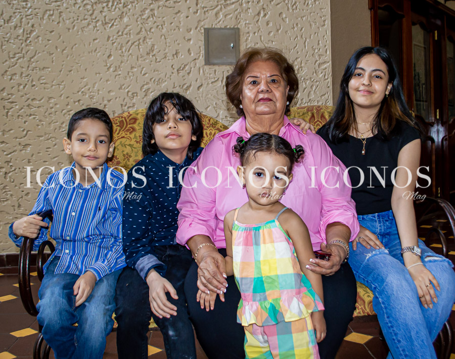 Norma Martínez y Alicia Gallegos
