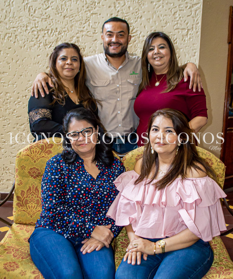 Norma Martínez y Alicia Gallegos