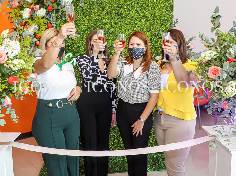 Inauguacion CrediRapid plaza Foresta