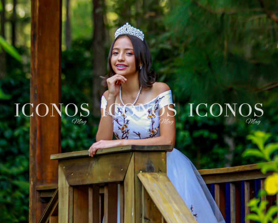 Quince años Lucia Raquel Torres