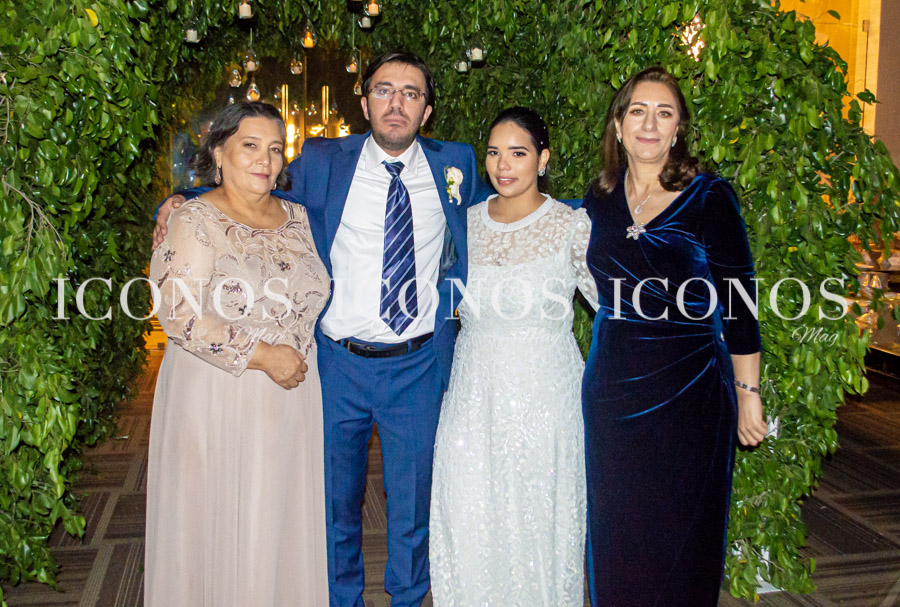 Alejandra Gamez y Masoud Dombi 