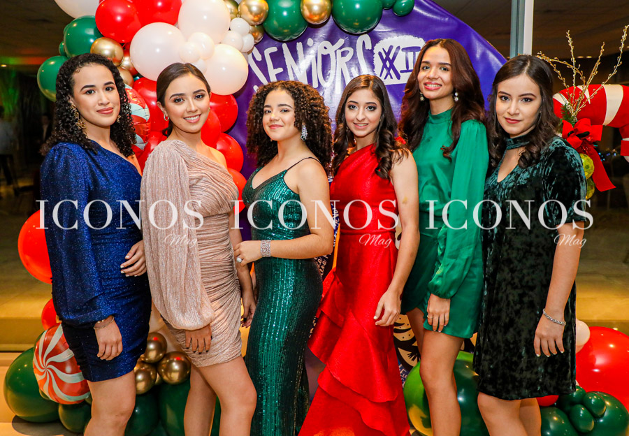 Fiesta navideña Seniors 2022 escuela episcopal El Buen Pastor