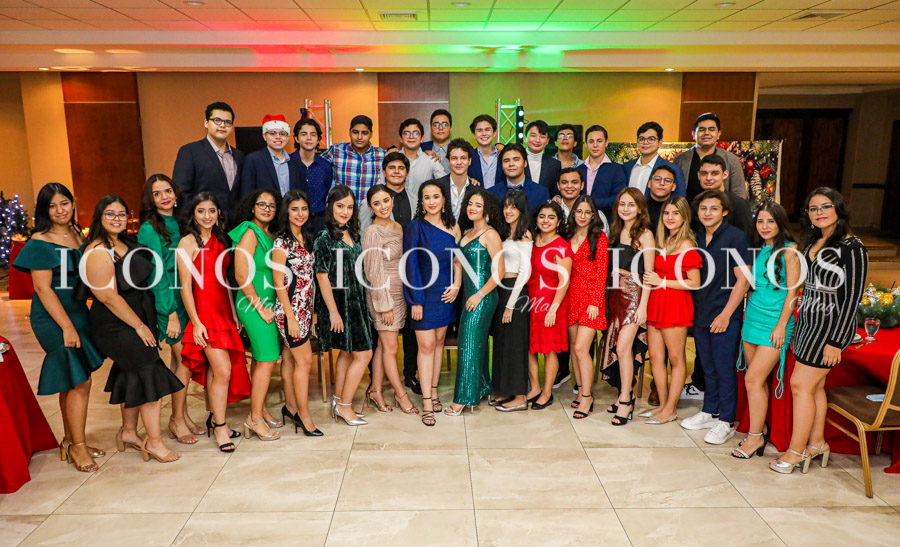 Fiesta navideña Seniors 2022 escuela episcopal El Buen Pastor