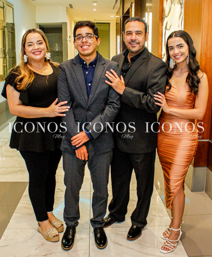 Fiesta de graduación Seniors 2021 Saint Peter's Academy