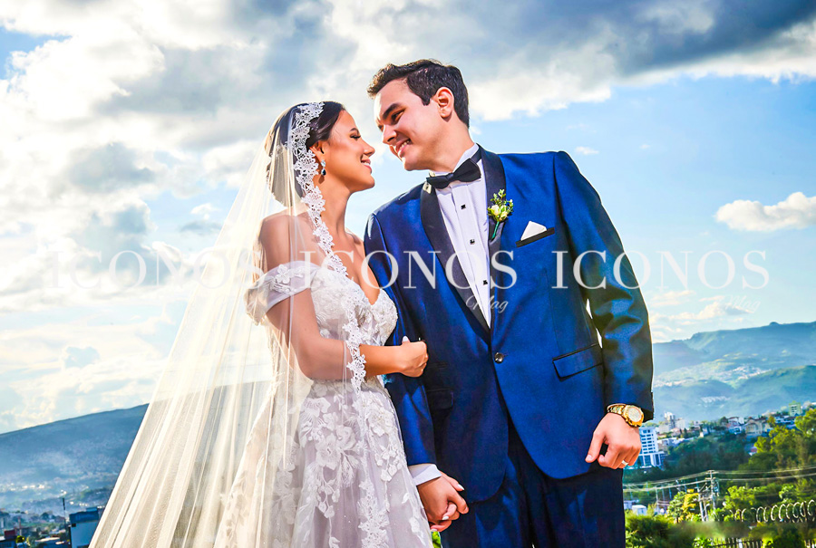 Misa nupcial Sussie Pineda y Francisco SomozaBoda Sussie Pineda y Francisco Somoza jr