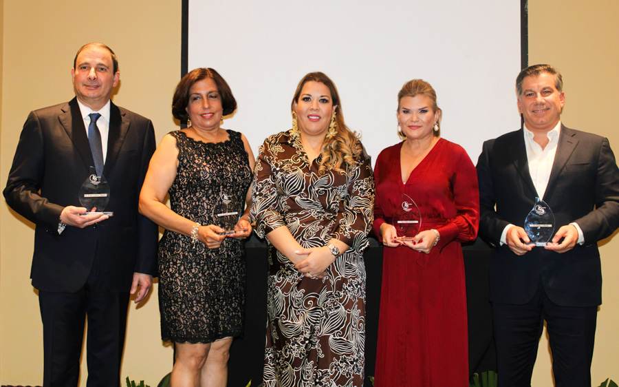 Aline Flores premio Conadeh 2021